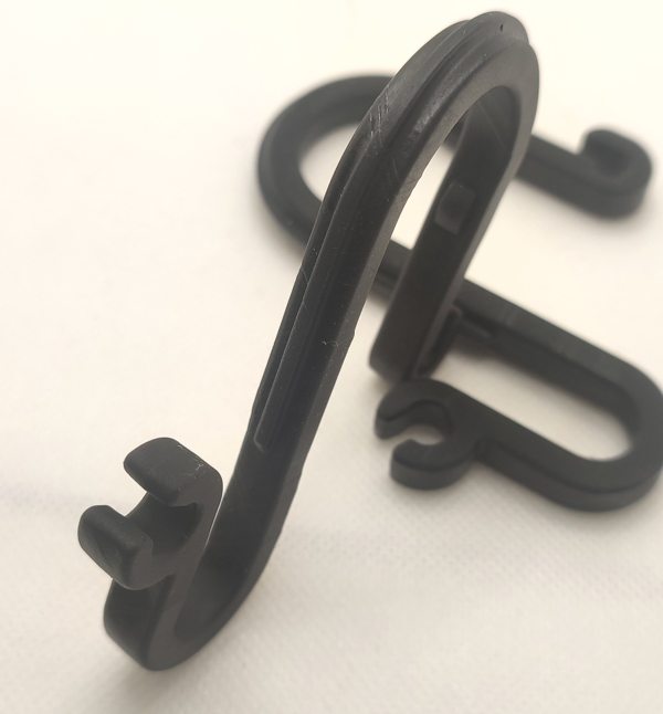 Mousqueton grain de riz